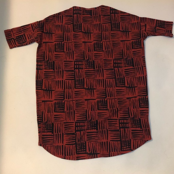 Wild Side! XS Lularoe Stripes Tee - Picture 3 of 3